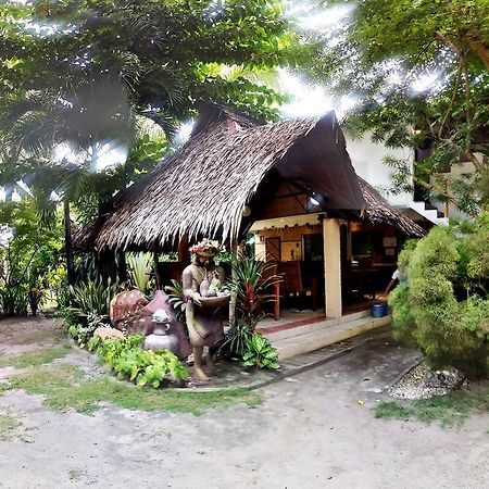 Bamboo Bungalows Resthouse Balabag  Eksteriør bilde