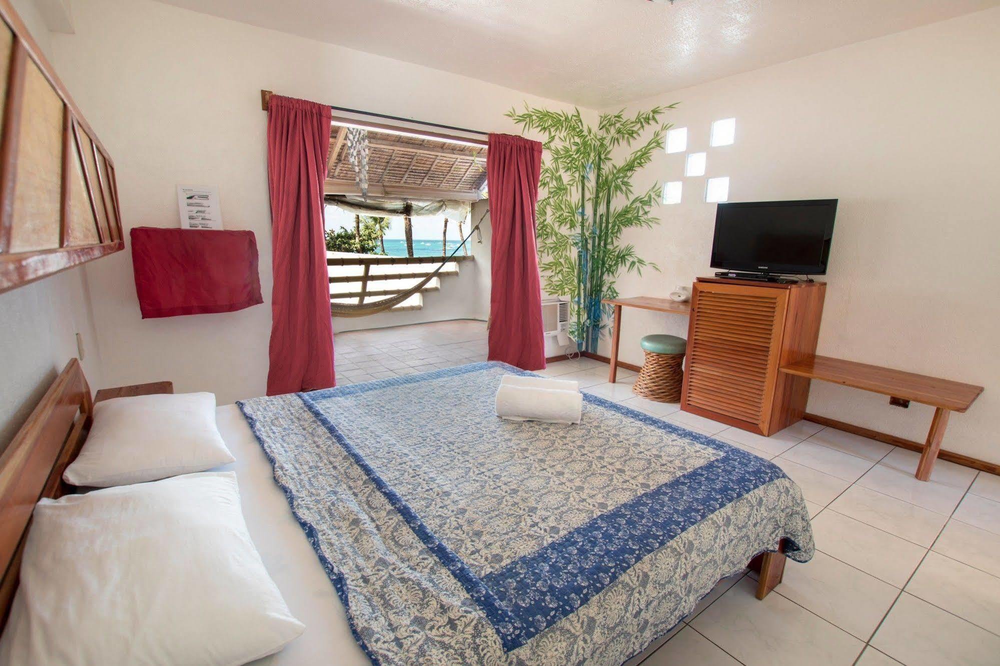 Bamboo Bungalows Resthouse Balabag  Eksteriør bilde