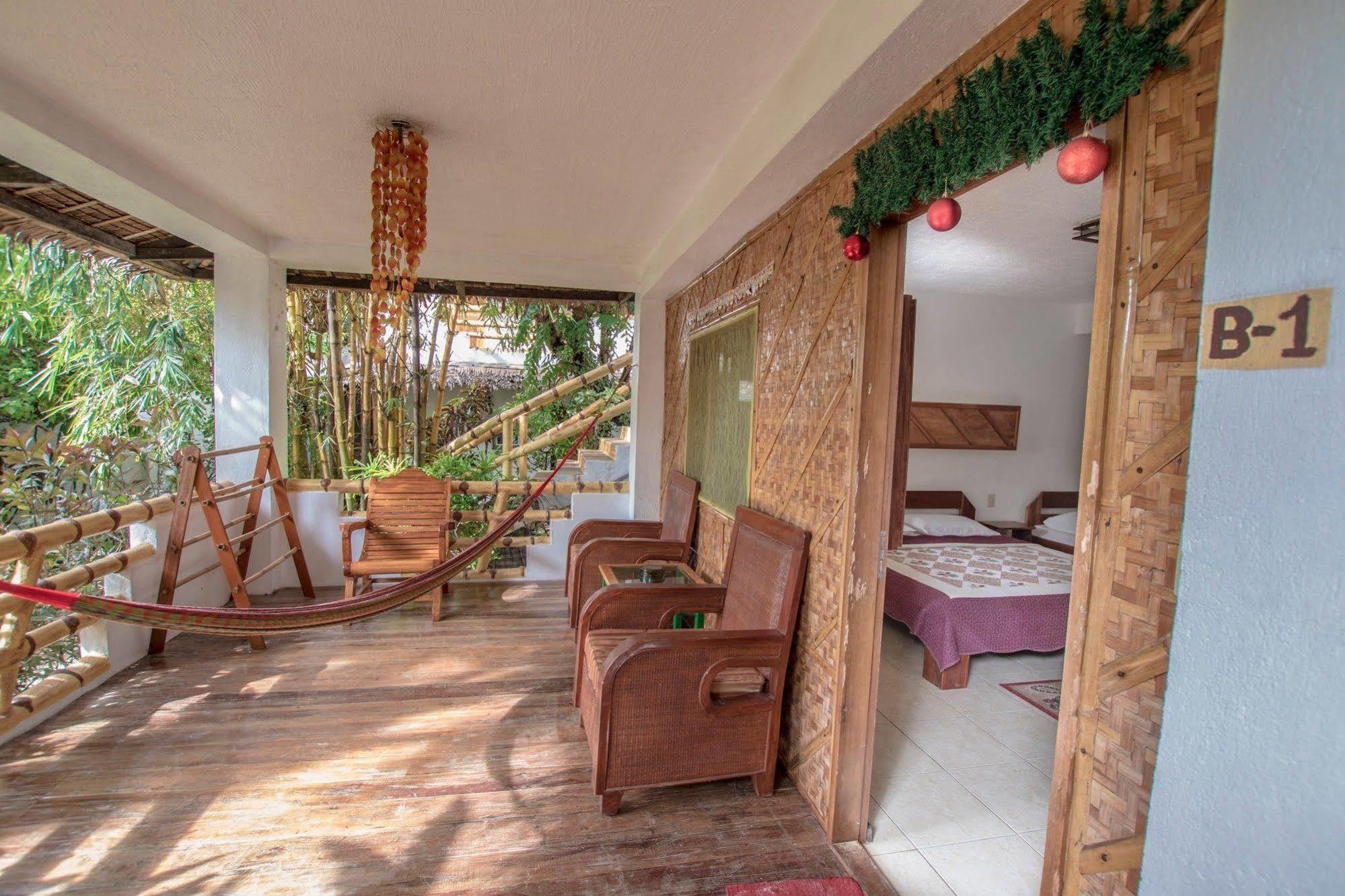Bamboo Bungalows Resthouse Balabag  Eksteriør bilde