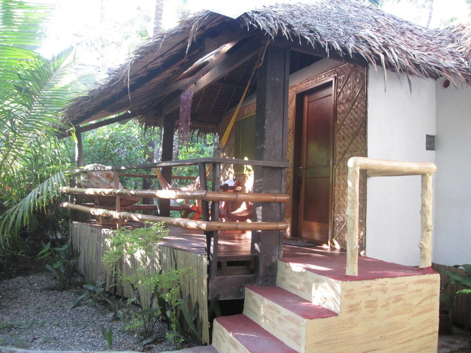 Bamboo Bungalows Resthouse Balabag  Eksteriør bilde